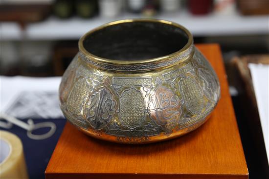 A collection of assorted Cairo ware,